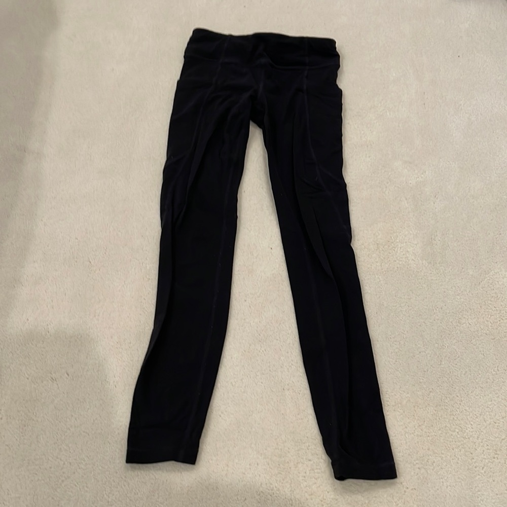 Athleta girls leggings w/ pockets